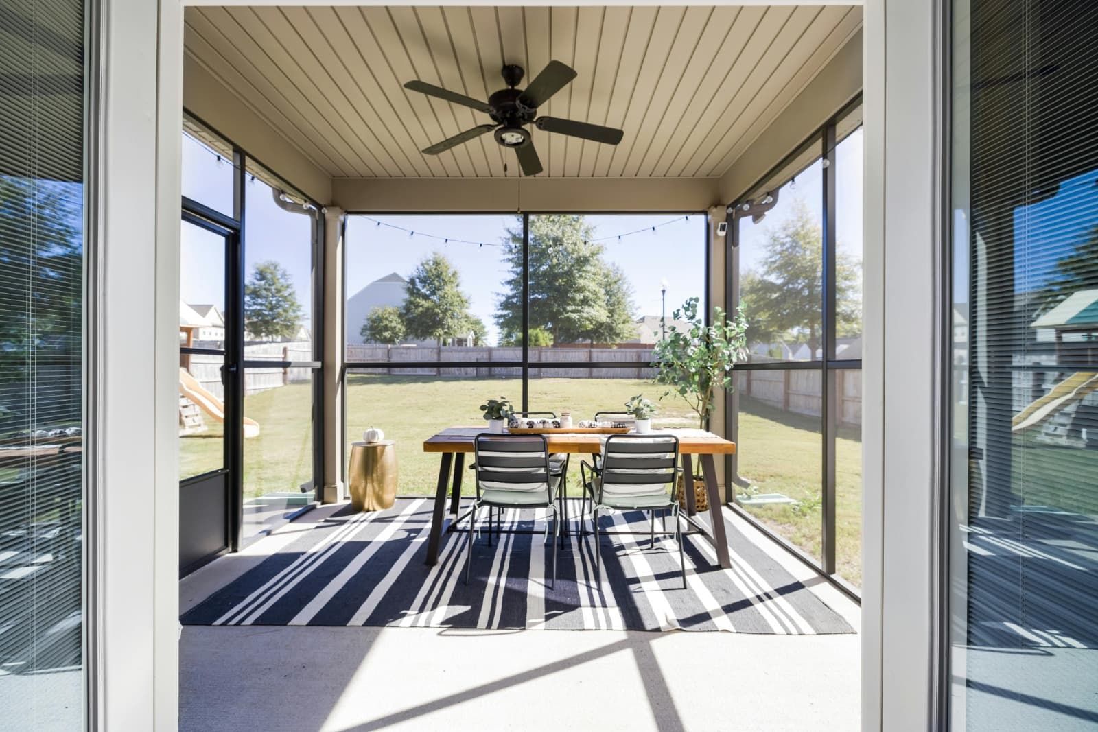 Energy Efficient Sunroom Designs for Modern Living