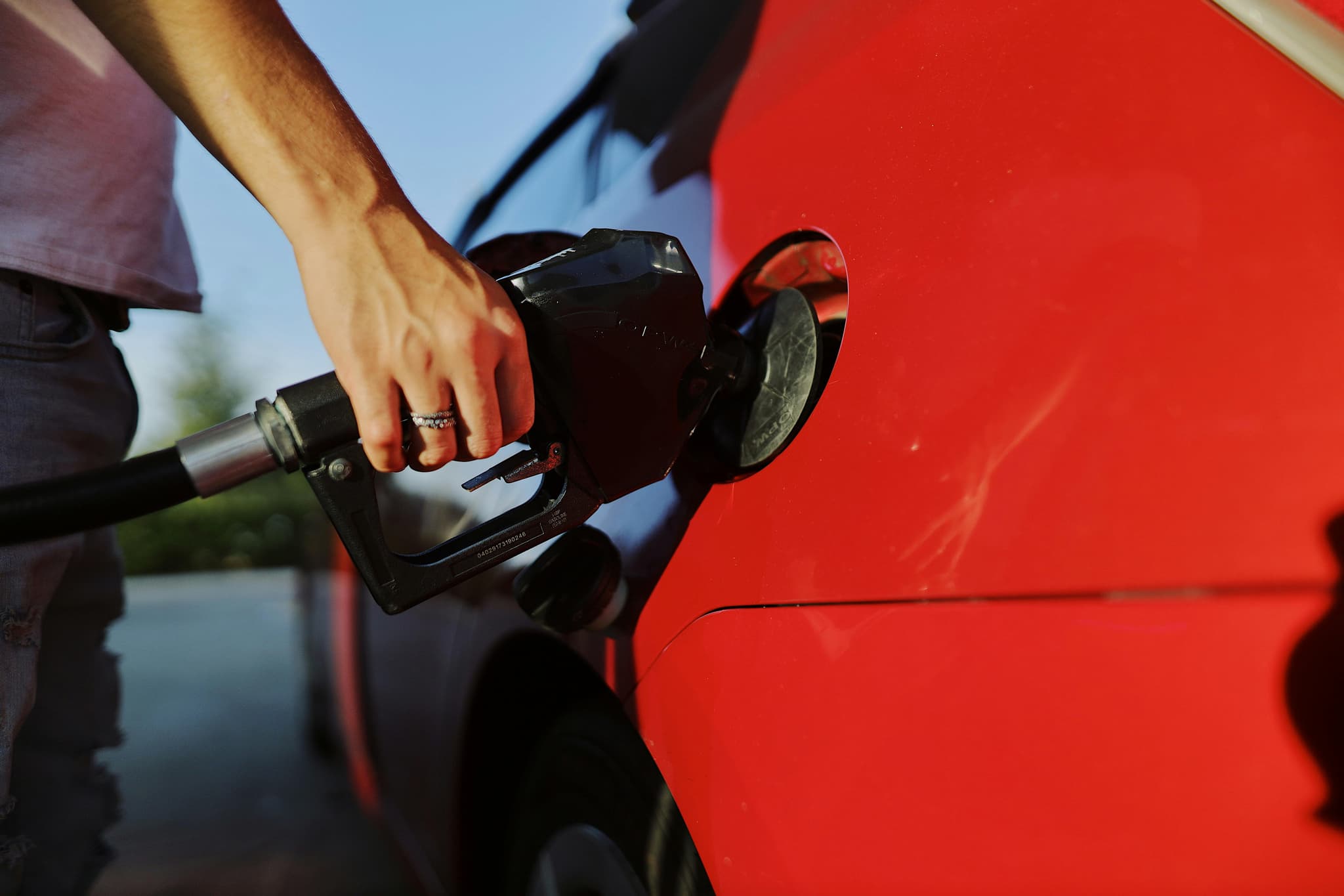 Diesel in Petrol Car – Roadside Assistance and Mobile Fuel Drain Help