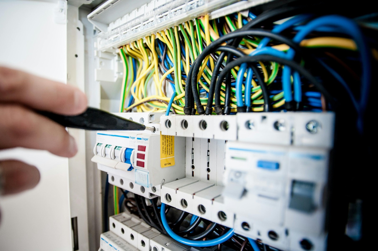 NJ certified electrician Paramus Offering Licensed Electrical Work You Can Rely On
