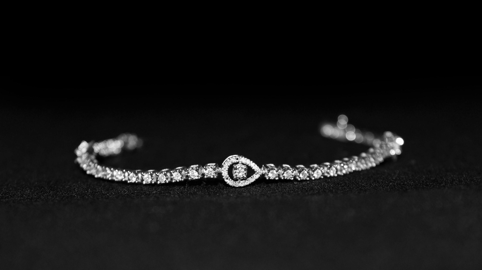 Luxury bangle bracelet Designs with Timeless Diamond Elegance | Cervin Blanc